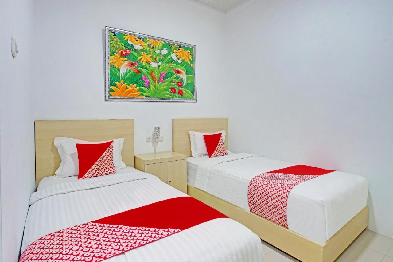 Oyo 90404 Pringombo Homestay 2 Syariah Bandar Lampung Buitenkant foto