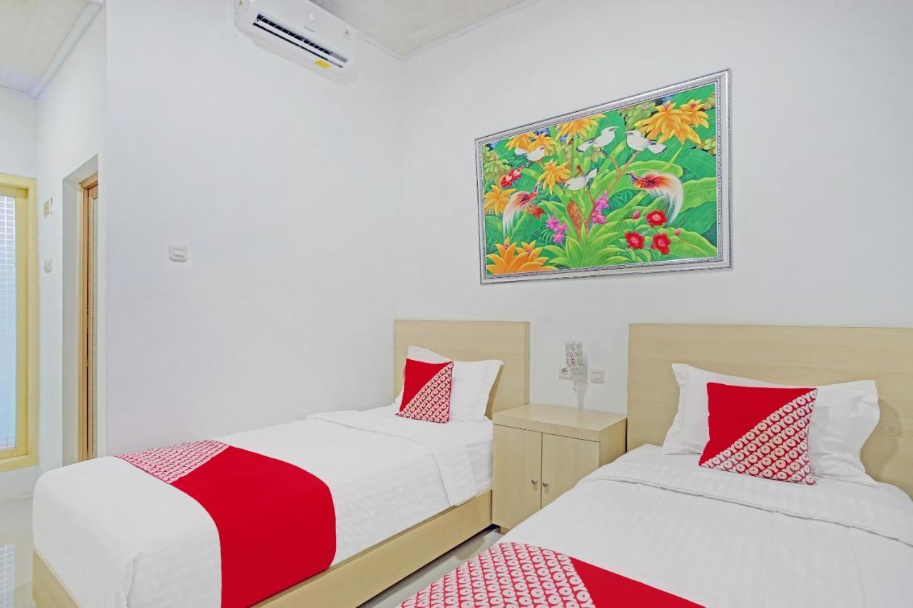 Oyo 90404 Pringombo Homestay 2 Syariah Bandar Lampung Buitenkant foto