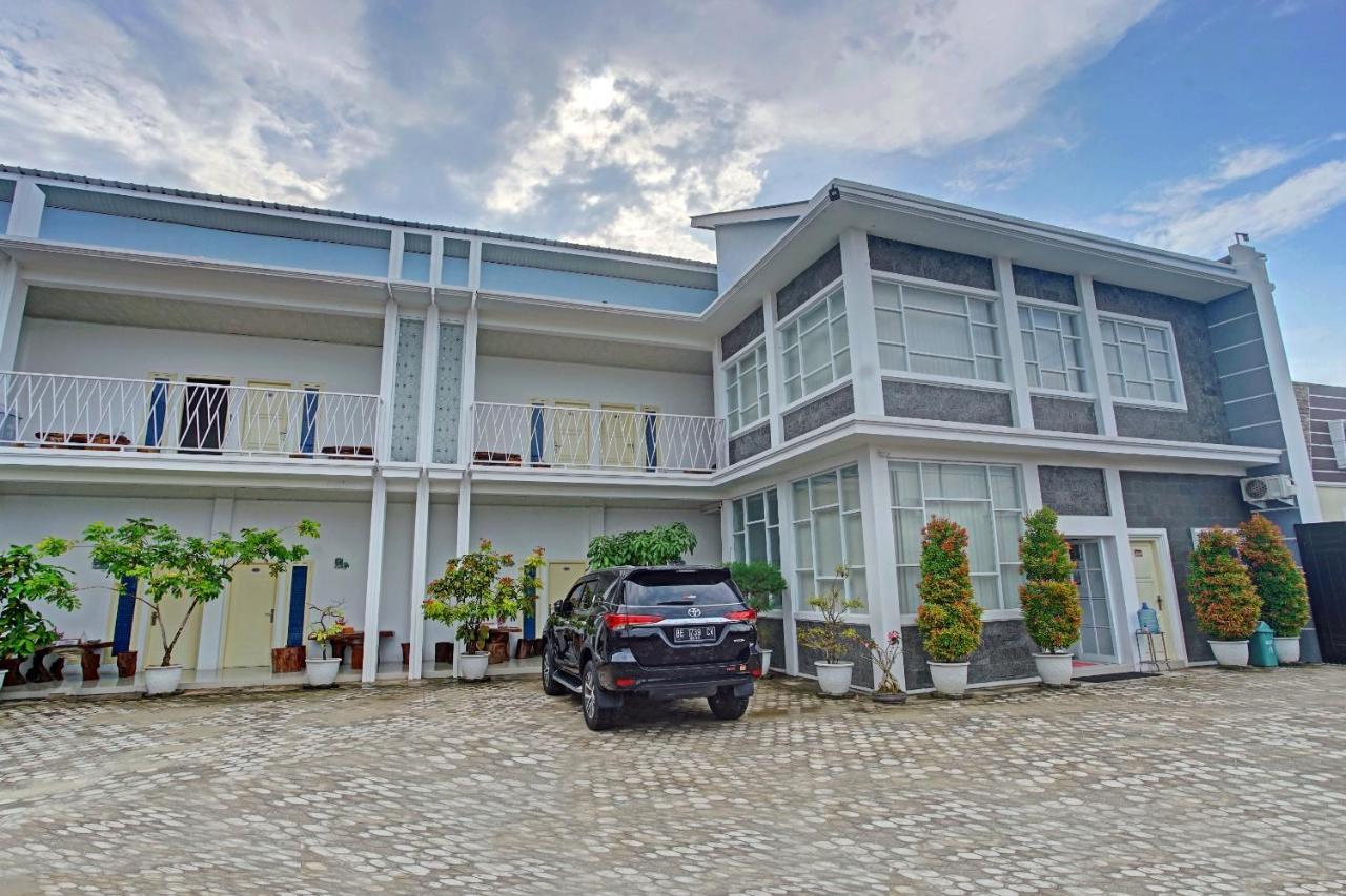 Oyo 90404 Pringombo Homestay 2 Syariah Bandar Lampung Buitenkant foto