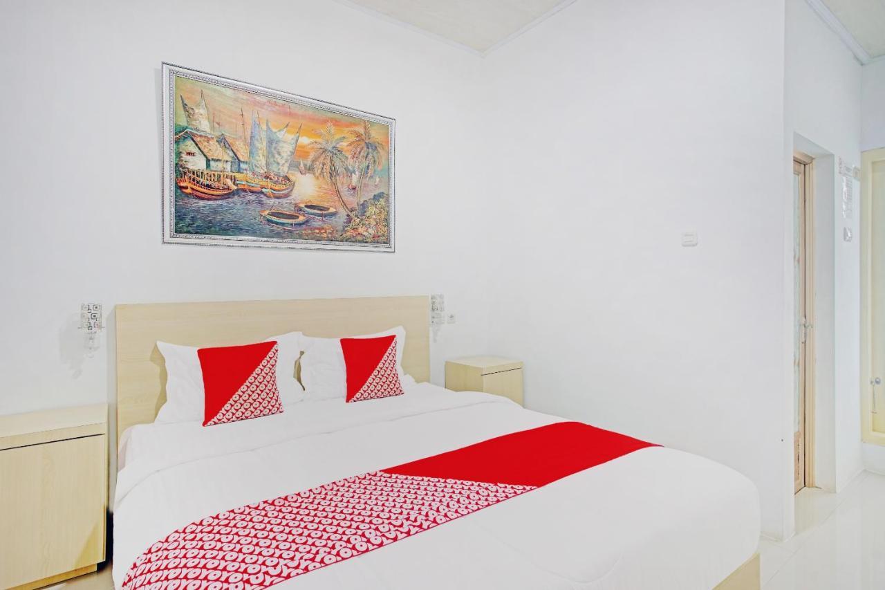 Oyo 90404 Pringombo Homestay 2 Syariah Bandar Lampung Buitenkant foto